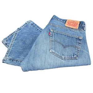 Levi’s 501 35x30 Straight Leg broken in distressed GUC